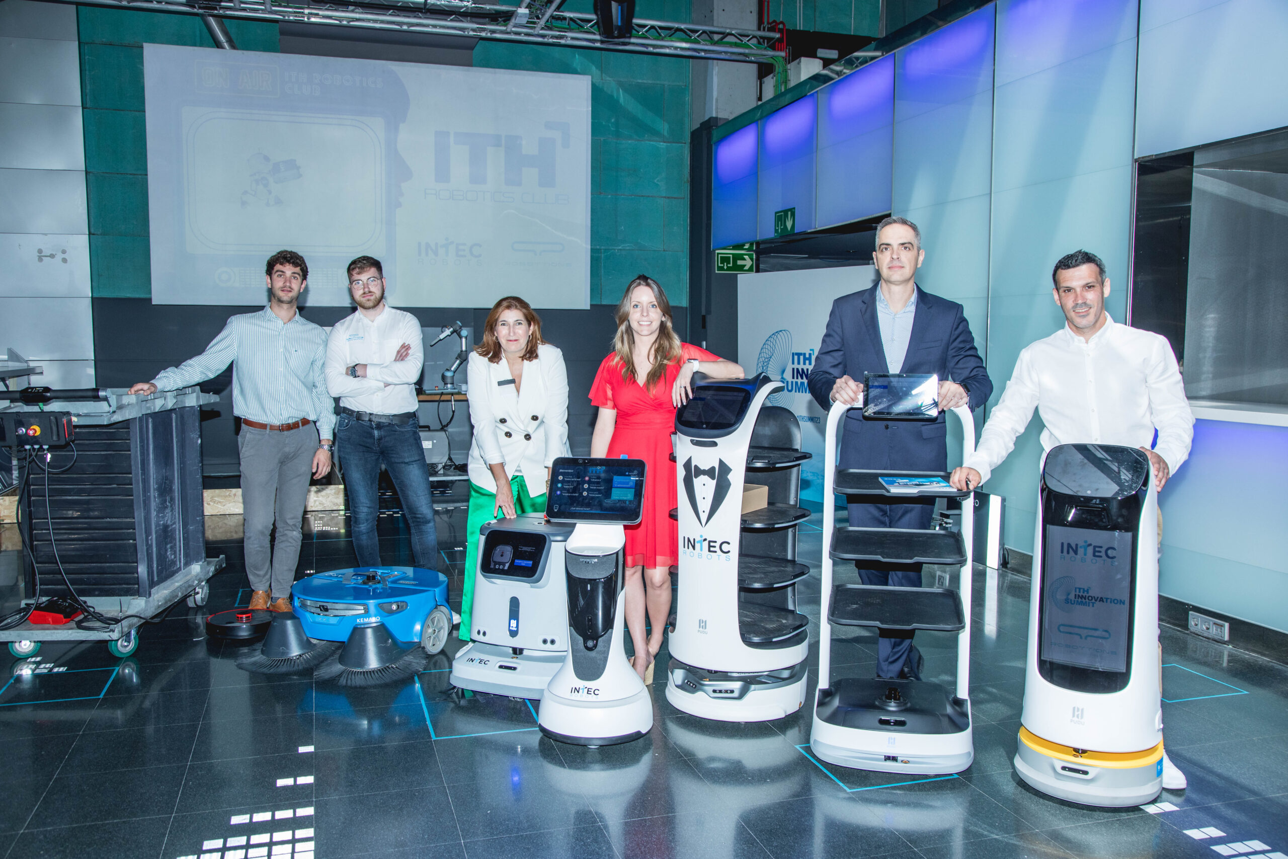 Intec Robots se une al ITH Robotics Club para revolucionar la industria hotelera con soluciones prácticas y eficientes
