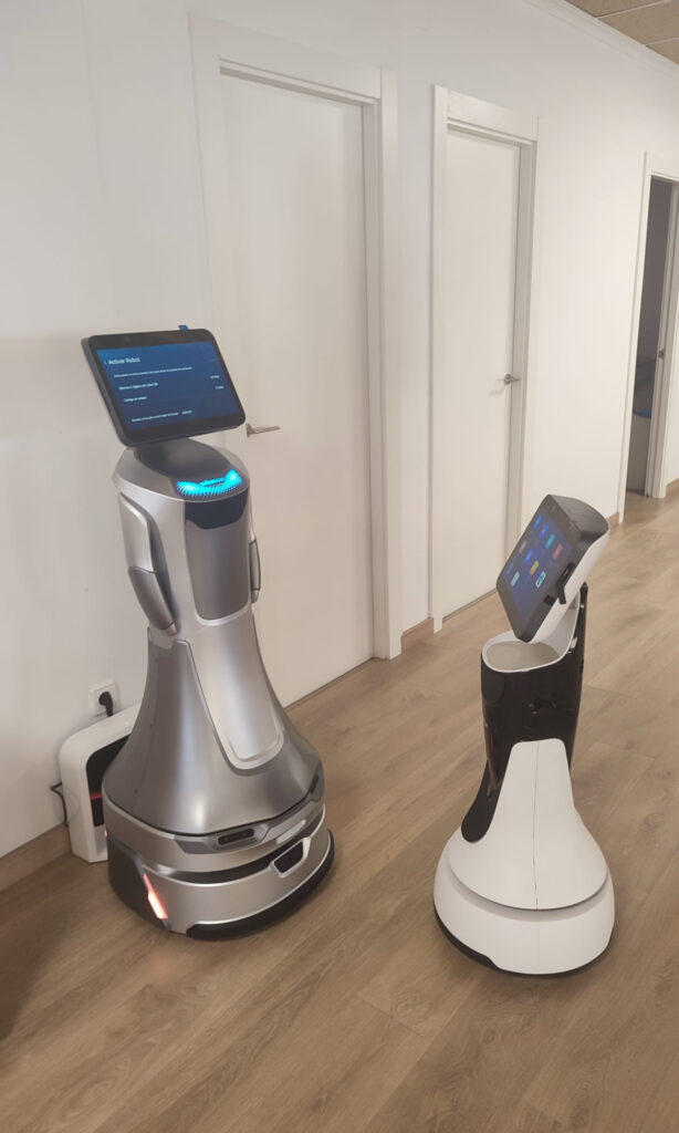 Intecbot – Robot Recepción